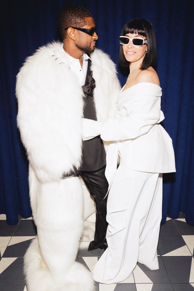 Usher and Jennifer GoicoecheaCredit: Marc Patrick/BFA.com/Shutterstock