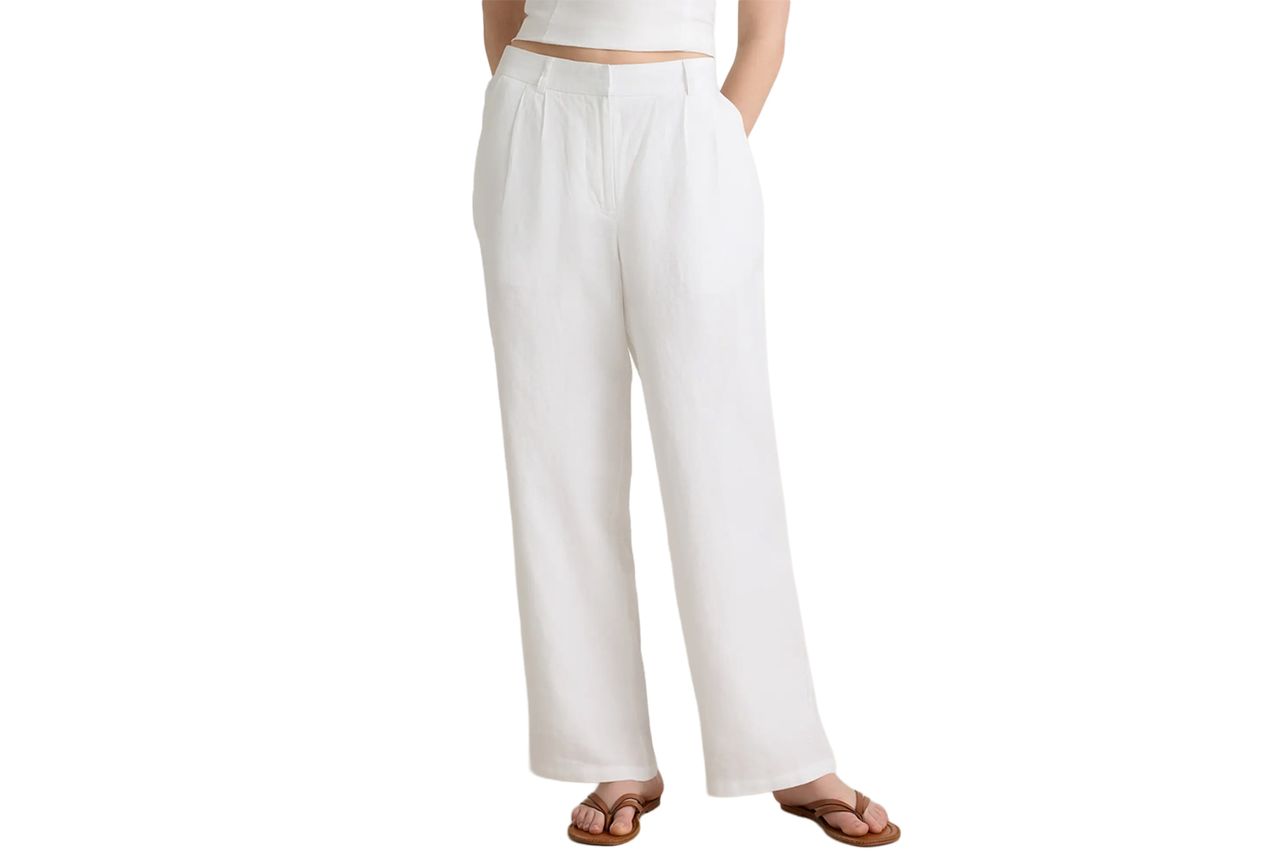 100% European Linen Pleated Trouser.jpg Credit: Quince
