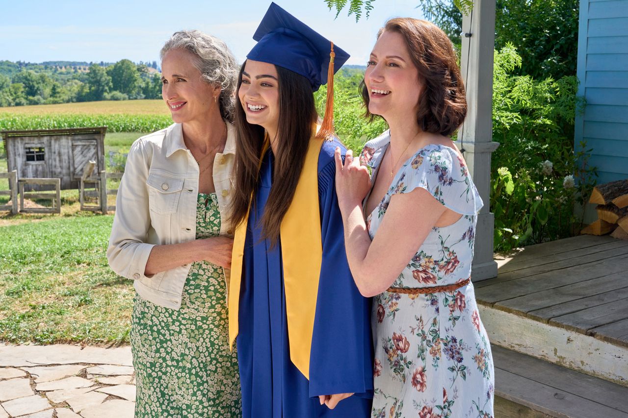 Andie MacDowell, Sadie Laflamme-Snow and Chyler Leigh at the beginning of the final season of The Way HomeCredit: ©2026 Hallmark Media/ Peter Stranks