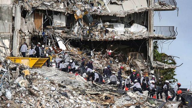 Rescuers search for survivors at Champlain Towers South on June 29, 2021, in Surfside, Florida.Credit: Al Diaz/Miami Herald/Tribune News Service via Getty