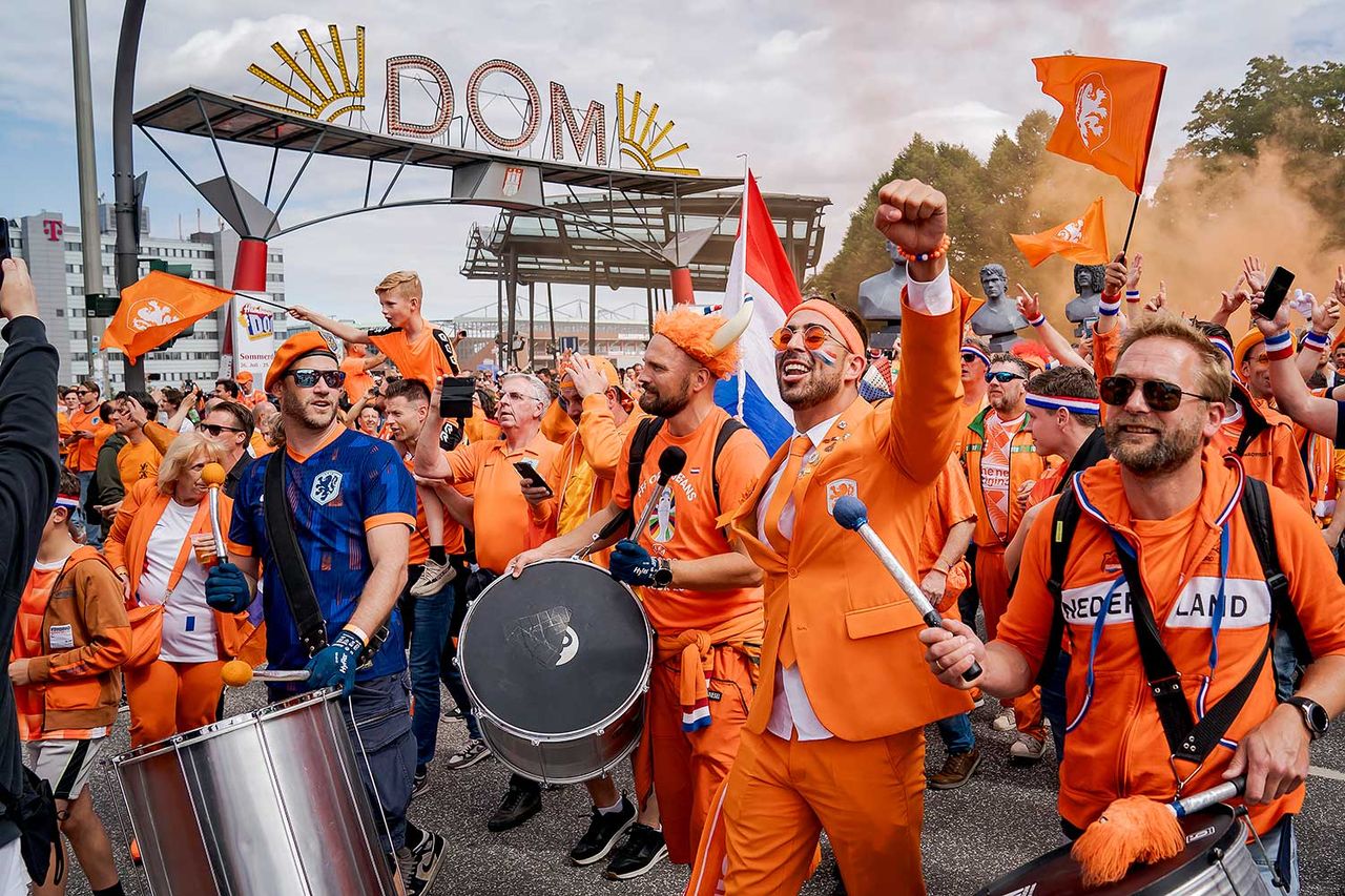 Daniel Oordt Daniel Oordt with fellow fans in Hamburg, German in 2024Credit: Roy Lazet/Soccrates/Getty