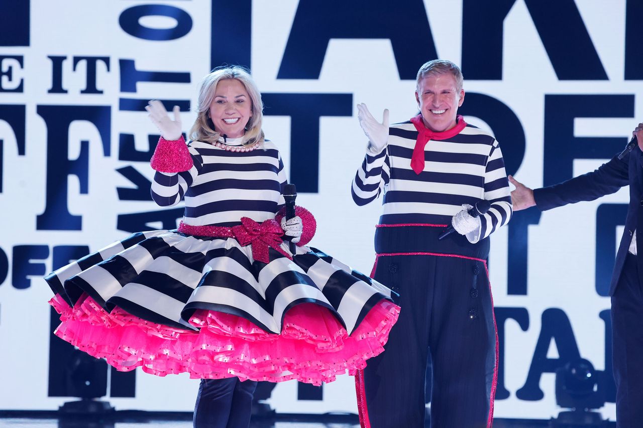 Julie and Todd Chrisley on 'The Masked Singer'Credit: FOX via Getty