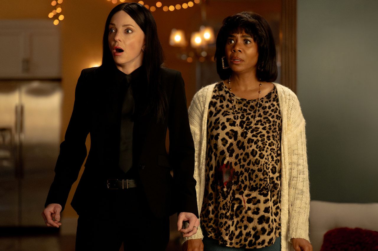 Anna Faris plays Cindy and Regina Hall plays Brenda in Scary Movie from Paramount Pictures. Anna Faris and Regina Hall in Scary MovieCredit: Quantrell Colbert/Paramount Pictures
