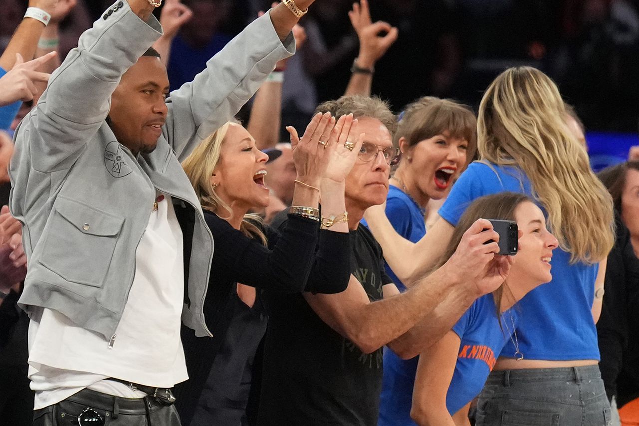 Nas, Ben Stiller, and Taylor Swift celebrate during the game between the San Antonio Spurs and the New York Knicks during Game Four of the 2026 NBA Finals on June 10, 2026 at Madison Square Garden Celebrities courtside celebrated the Knicks' last-second win on Wednesday night.Credit: Jesse D. Garrabrant/NBAE via Getty