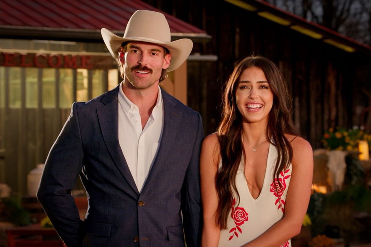 Farmer Brett and Dater Quinn in FARMER WANTS A WIFE Brett Maverick and Quinn Guterman on 'Farmer Wants a Wife'Credit: FOX via Quinn Gunterman/Instagram