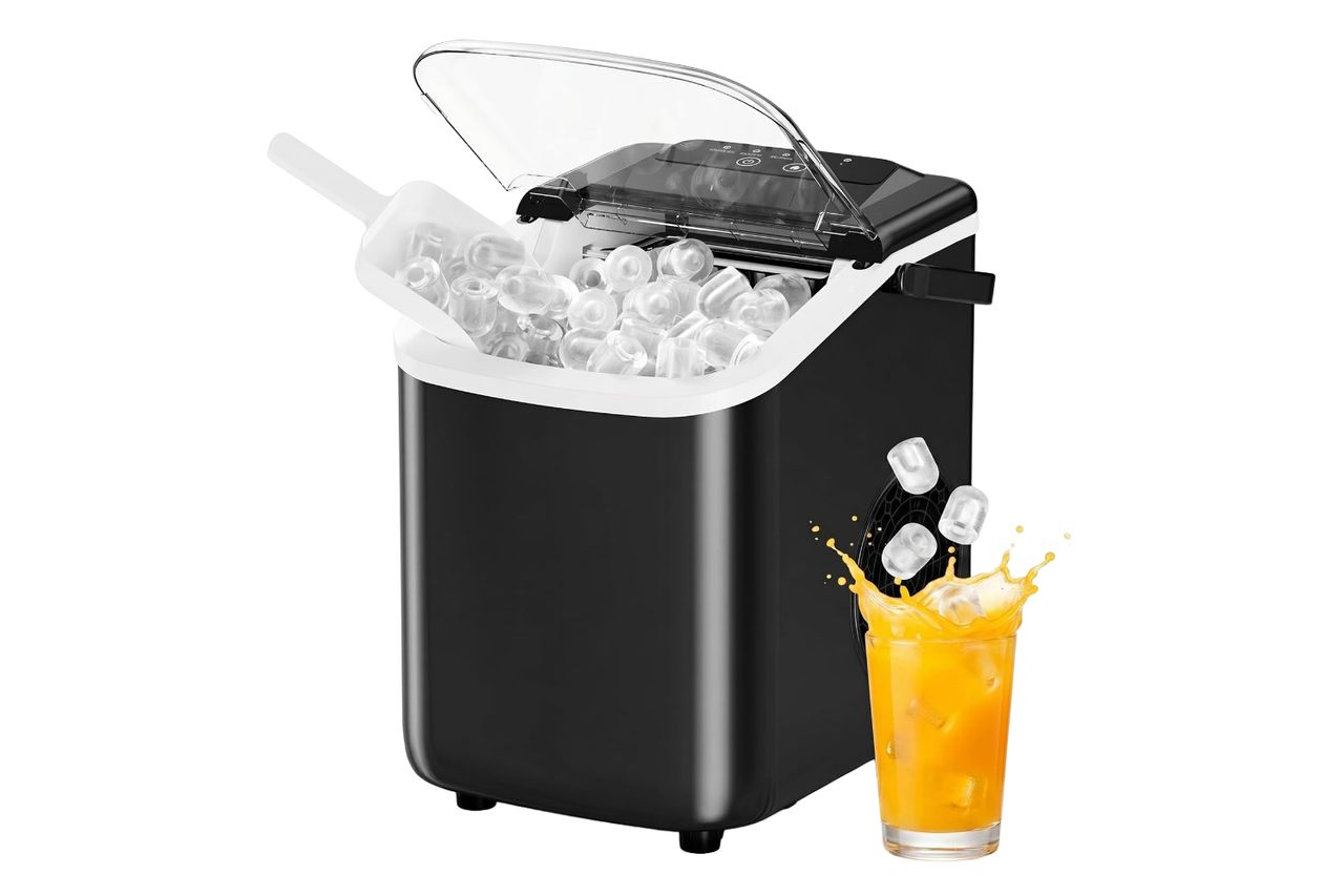 DUMOS Ice Maker Countertop Credit: Amazon