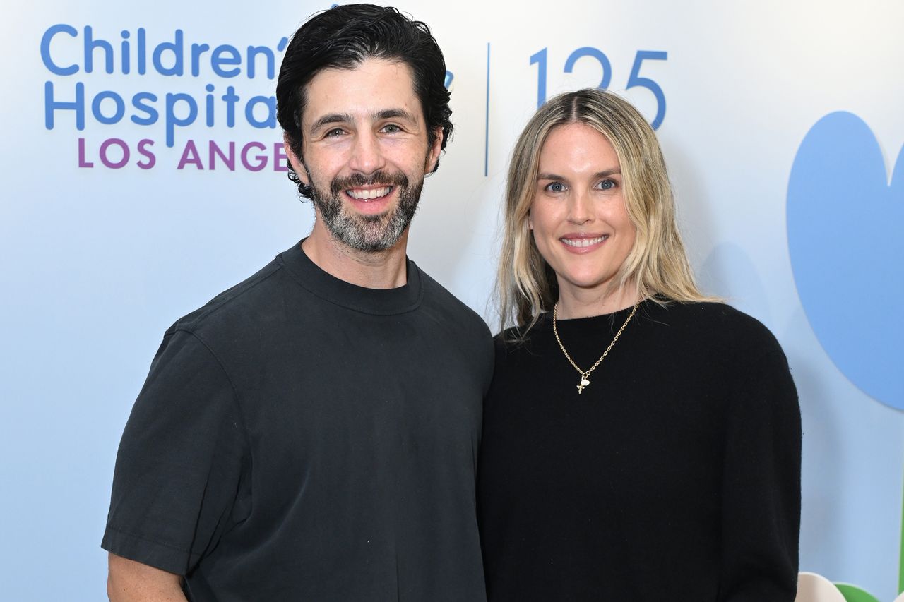 Josh Peck and Paige O'Brien PeckCredit: Vivien Killilea/Getty