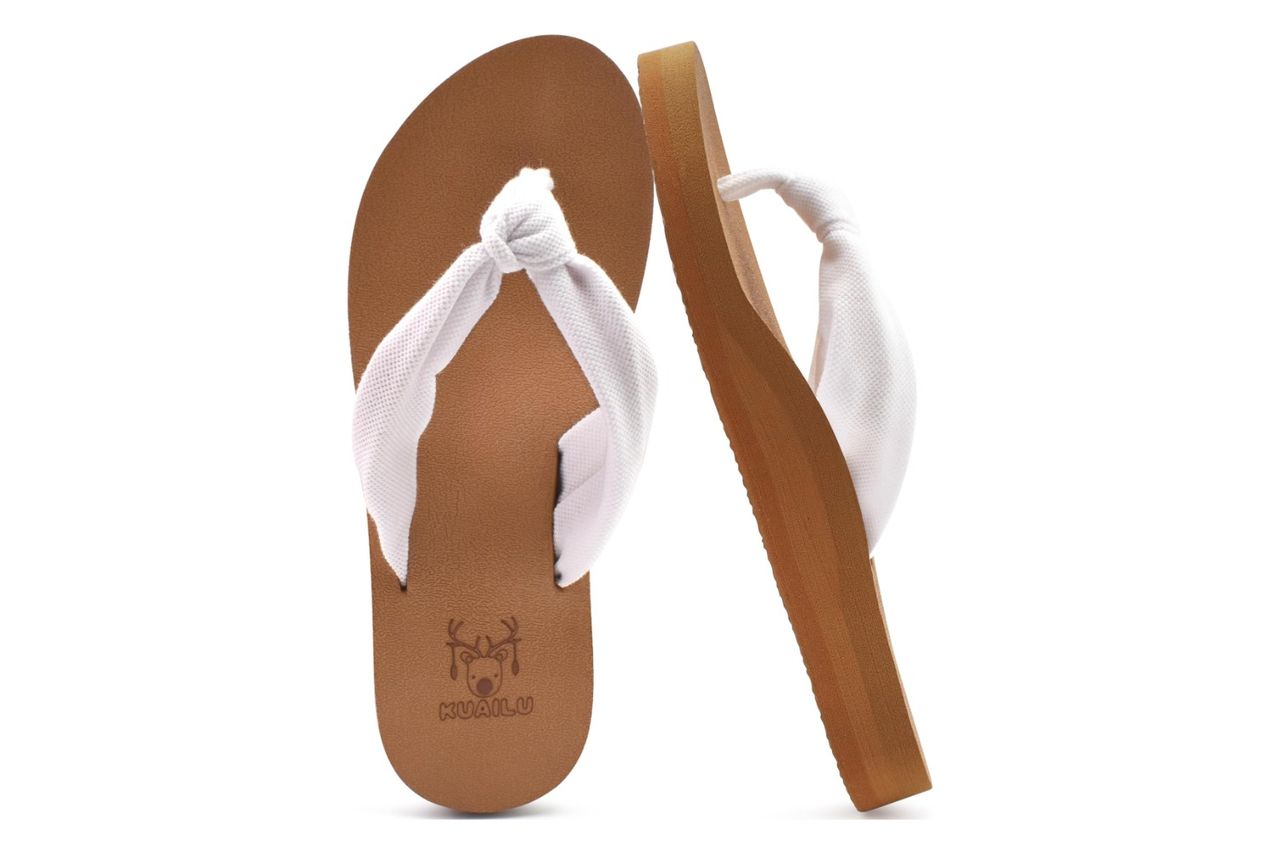 KuaiLu Flip Flops Credit: Amazon