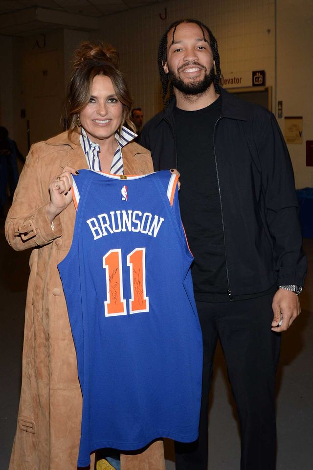 Mariska Hargitay, Jalen Brunson at a Dallas Mavericks v New York Knicks game on February 8, 2024. Mariska Hargitay, Jalen BrunsonCredit: Michael Simon/Shutterstock