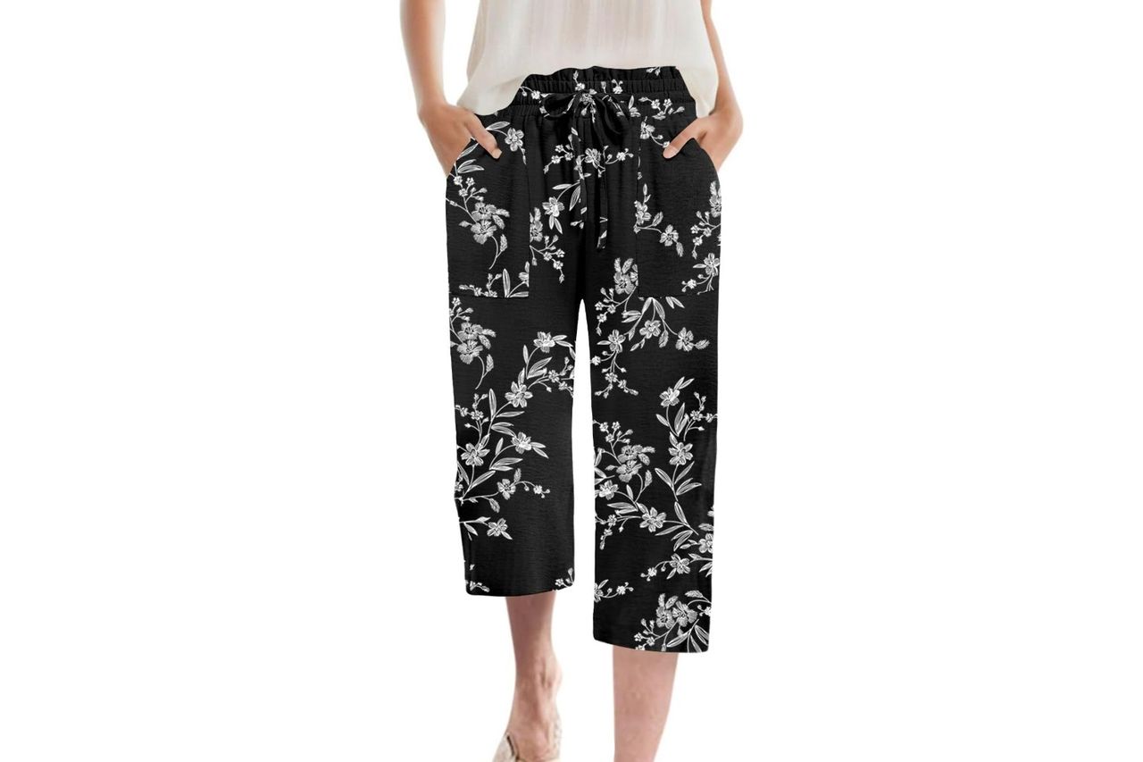 MLXSJ Womens Capri Pants Summer Wide Leg High Waisted Pants Credit: Amazon