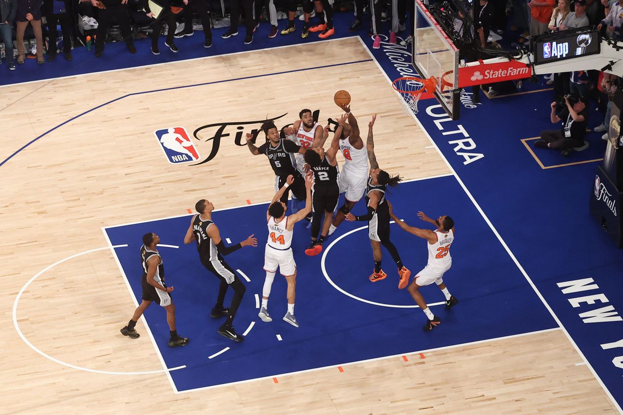 OG Anunoby #8 of the New York Knicks shoots the game winning shot during Game Four of the 2026 NBA Finals on June 10, 2026 in New York.Credit: Joe Murphy/NBAE via Getty