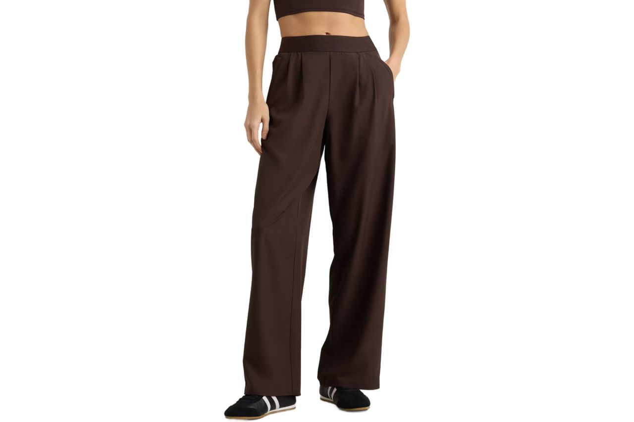 Performance Tech Wide Leg Pants.jpg Credit: Quince
