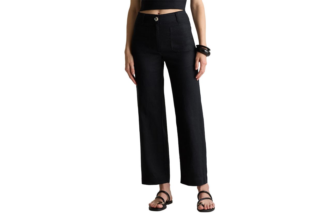 Quince 100% European Linen Patch Pocket Wide Leg Pants Credit: Quince
