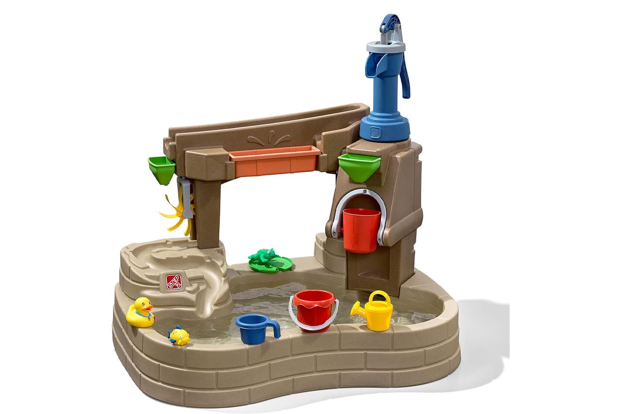 Step 2 Pump And Splash Discovery Pond Water Table Credit: Amazon