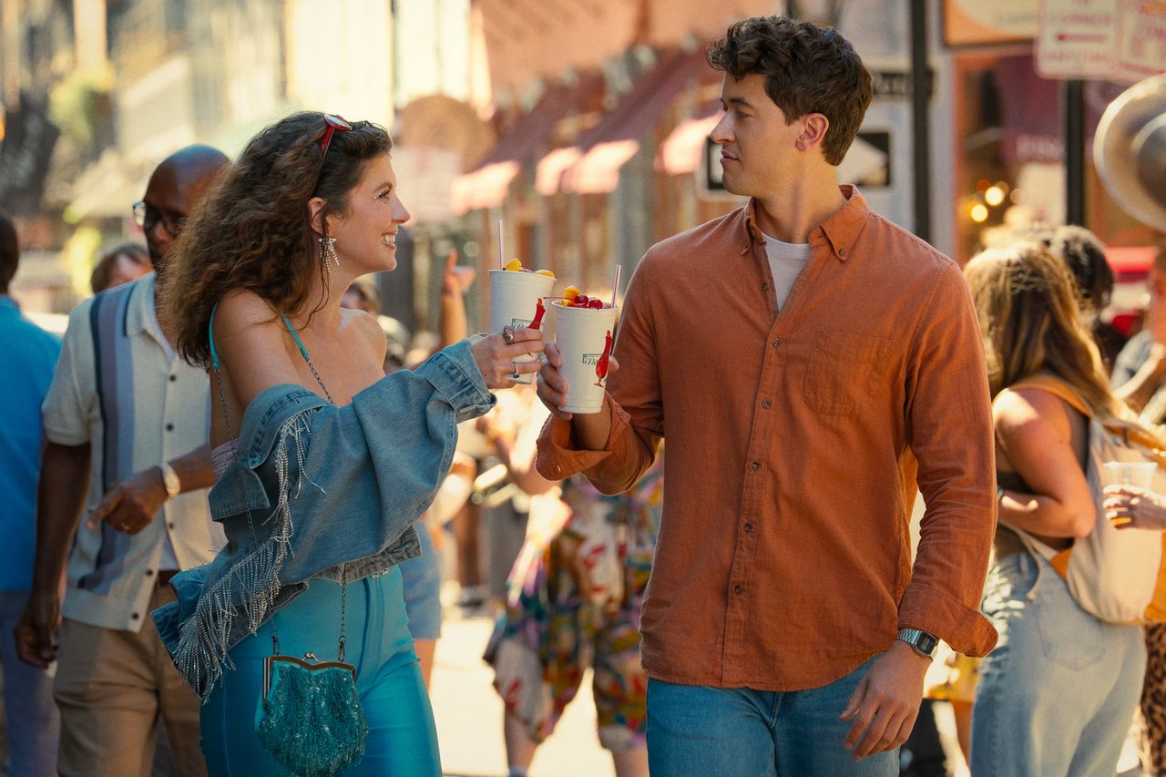 Emily Bader as Poppy and Tom Blyth as Alex in 'People We Meet on Vacation.'Credit: Michele K. Short/Netflix