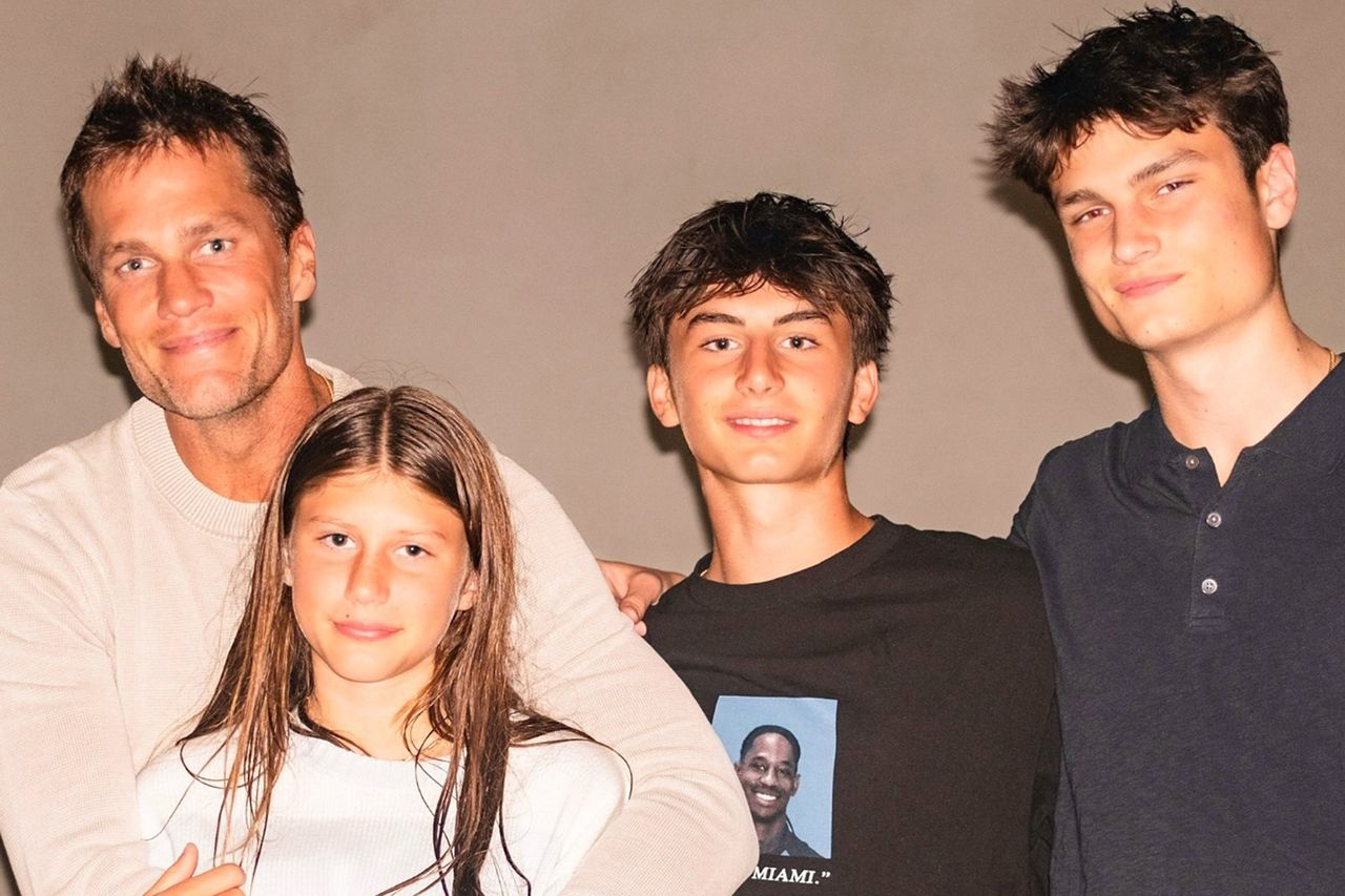 Tom Brady's 3 Kids Look All Grown Up as They Ring in the New Year with Their Dad Tom Brady with his three children.Credit: Tom Brady/Instagram
