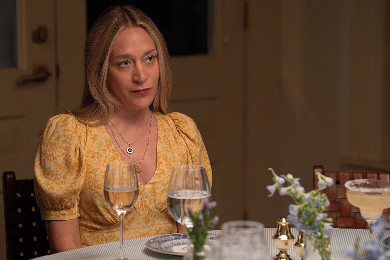 THE FIVE STAR WEEKEND -- Pictured: Chloe Sevigny Chloë Sevigny as Tatum in ‘The Five Star Weekend’Credit: Greg Gayne/PEACOCK)