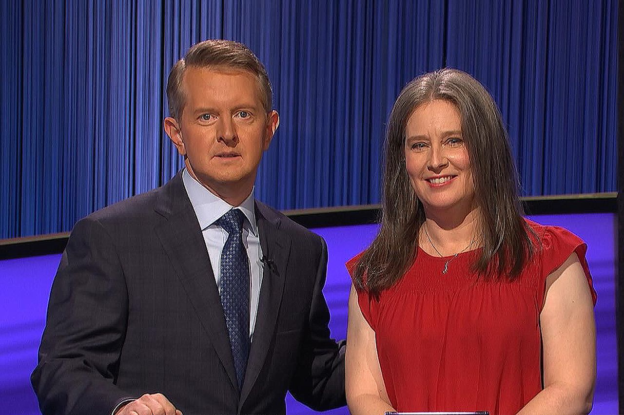 7-Time Jeopardy! Champion Dr. Courtney Shah Dies at 52 After Brain Cancer Diagnosis Ken Jennings (left) and Dr. Courtney Shah (right).Credit: cqshah/Instagram