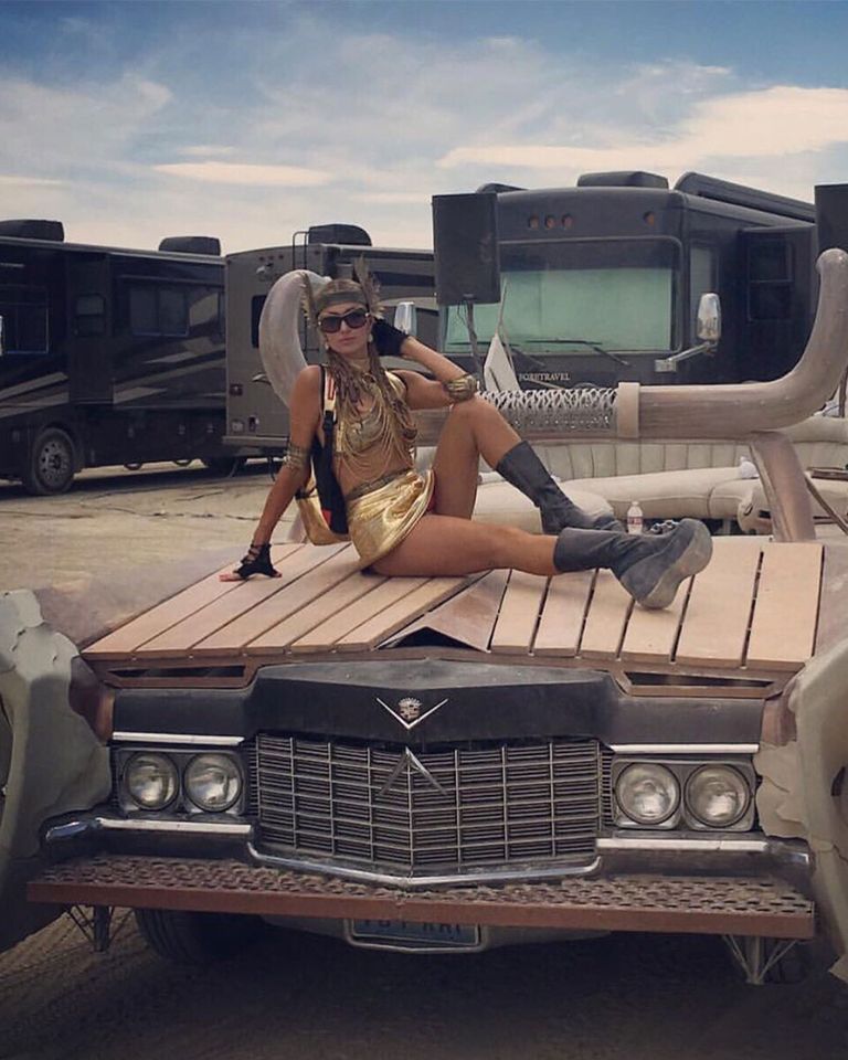 Celebrities Who Have Attended Burning Man Paris Hilton at Burning ManCredit: Paris Hilton/Instagram