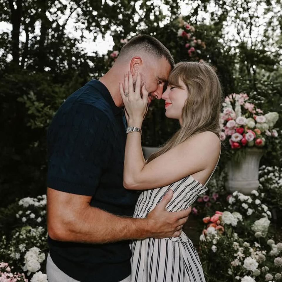 Travis Kelce and Taylor SwiftCredit: Taylor Swift & Travis Kelce