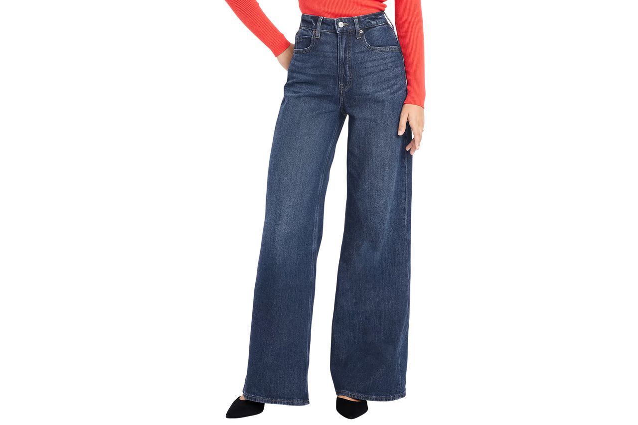 Old Navy Extra High-Waisted Super Wide-Leg Jeans Credit: Old Navy