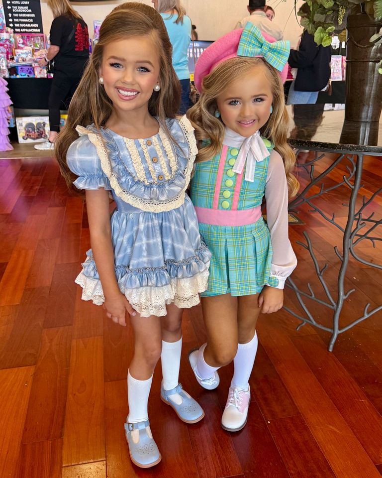 Lauren Soderlund's daughter Charli (left) with a friend.Credit: Lauren Soderlund