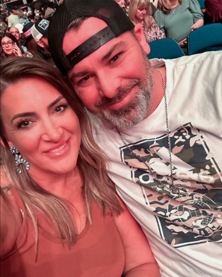 Sara Gilson and Shawn Duffey Sara Gilson and Shawn DuffeyCredit: @mrsgilson/TikTok