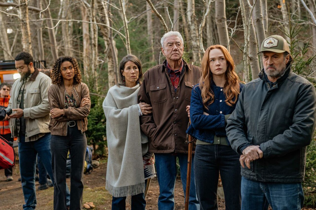 Reid Price as Rob, Lindura as Sydney, Andrea Menard as Edna, Tom Jackson as Frank, Morgan Kohan as Maggie and Scott Patterson as Sully in Sullivan's Crossing. Reid Price as Rob, Lindura as Sydney, Andrea Menard as Edna, Tom Jackson as Frank, Morgan Kohan as Maggie and Scott Patterson as Sully in Sullivan's Crossing.Credit: Jessie Redmond/Fremantle