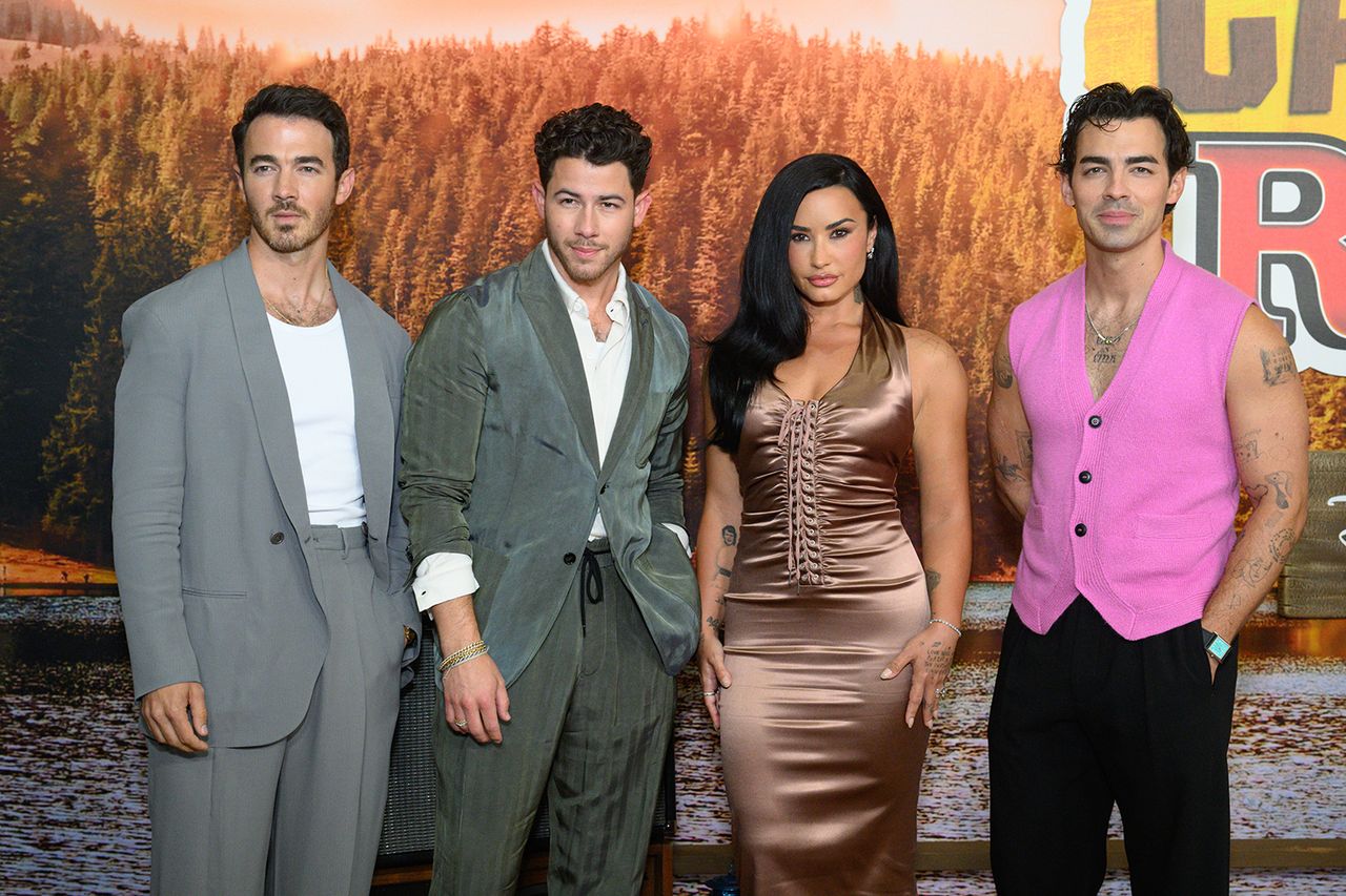 Kevin Jonas Nick Jonas Demi Lovato and Joe Jonas posed together in a group shot Kevin Jonas Nick Jonas Demi Lovato and Joe Jonas posed together in a group shotCredit: Earl Gibson III/Deadline via Getty