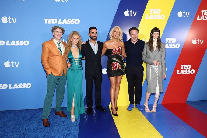 The Season 4 Cast Reunite