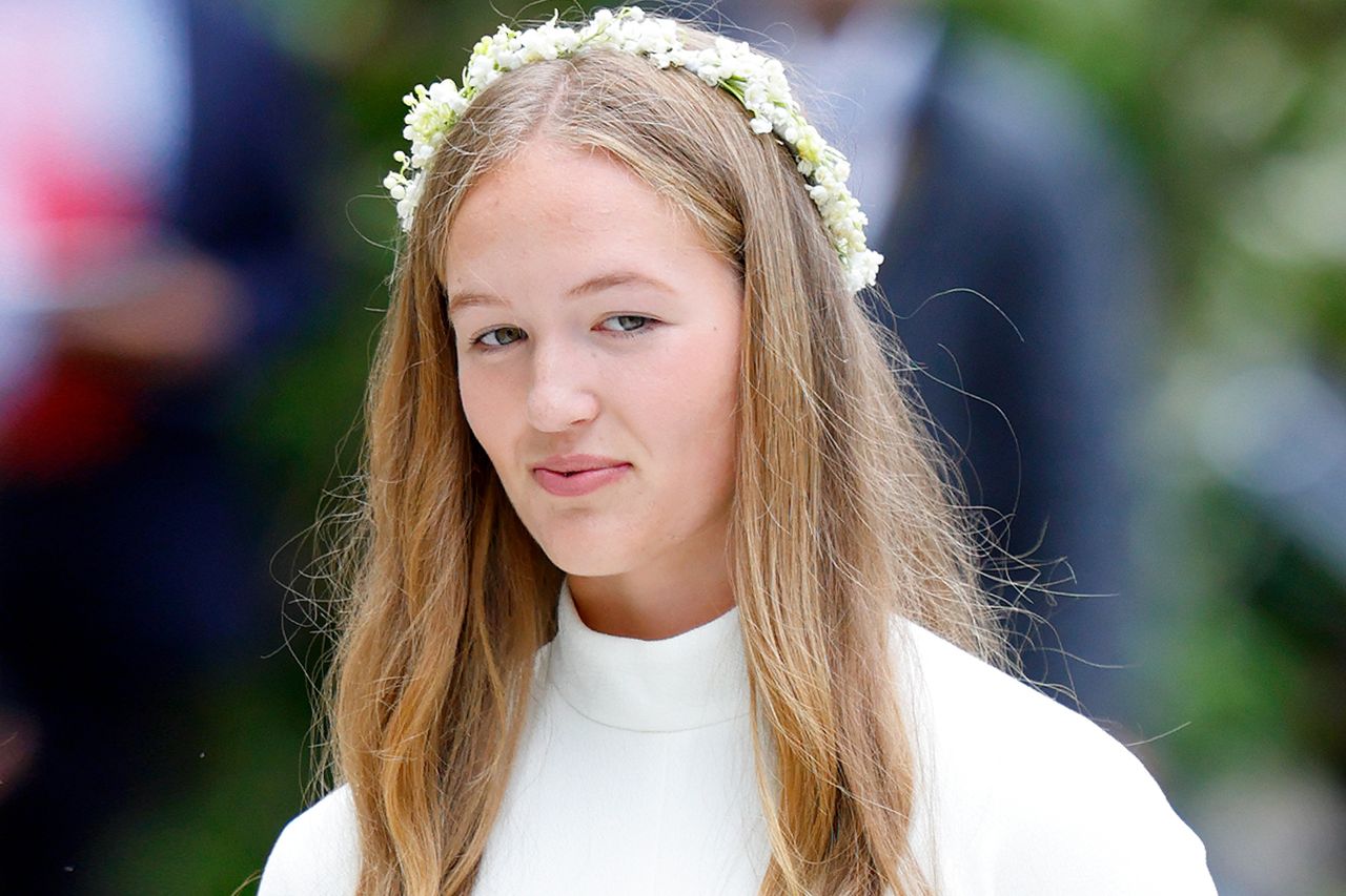 Bridesmaids Savannah Phillips arrive for the wedding of Peter Phillips and Harriet Sperling at All Saints' Church on June 6, 2026 in Kemble, England. Savannah PhillipsCredit: Max Mumby/Indigo/Getty