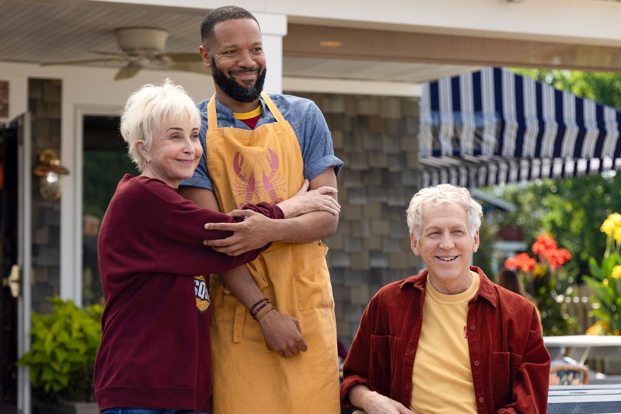 BEST MEDICINE: L-R: Annie Potts, Jason Veasey and Stephen Spinella in the Annie Potts, Jason Veasey and Stephen Spinella in ‘Best Medicine’Credit: Francisco Roman/FOX