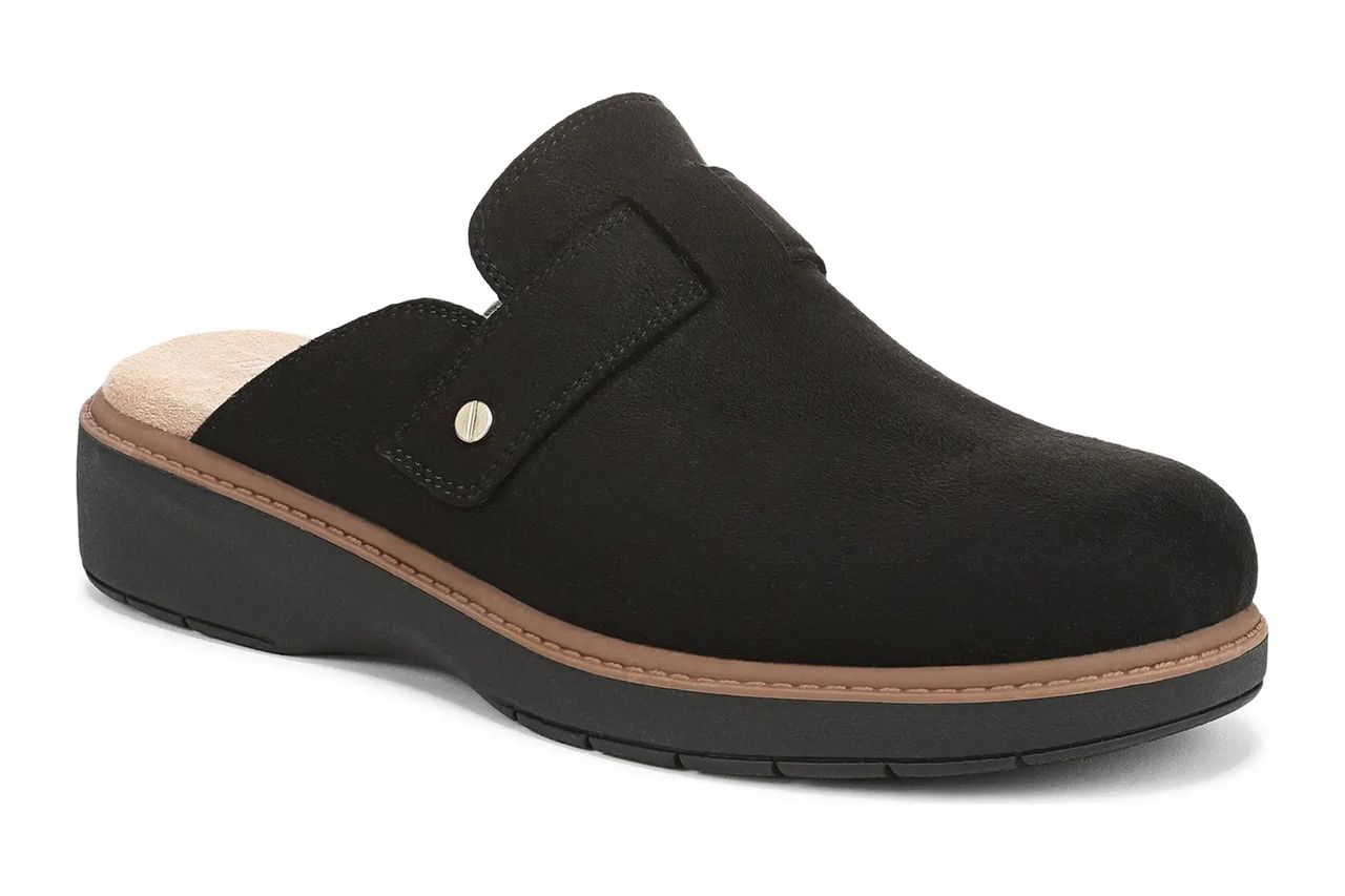 Calm Clog Dr. Scholl's Credit: Nordstrom