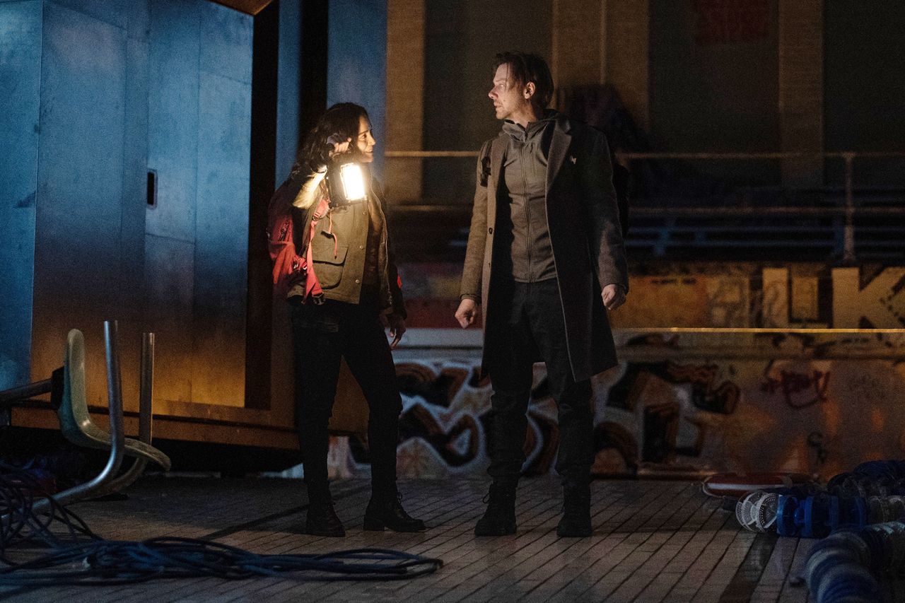 Alice Braga and Jimmi Simpson in ‘Dark Matter’Credit: Apple TV