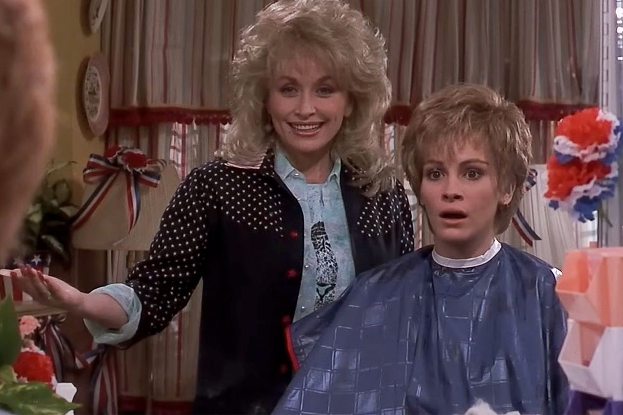 Dolly Parton and Julia Roberts in ‘Steel Magnolias’.Credit: Sony
