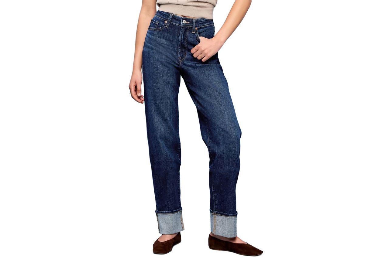 High-Waisted OG Loose Jeans Credit: Oldnavy