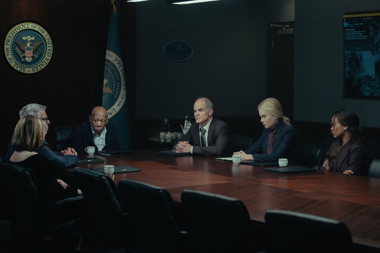 Jessalyn Gilsig as FBI Dir. Francine Wexler Bruce McGill as Monty Holler, Morgan Freeman as Edwin Mullins, Michael Kelly as Byron Westfield, Nicole Kidman as Kaitlyn and Zoe Saldana as Joe in ‘Lioness’ season 3Credit: Lauren 