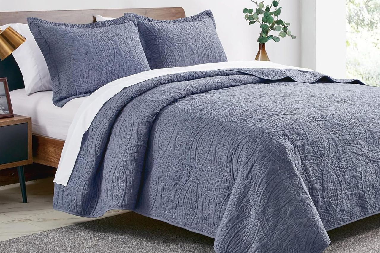 Loves Cabin Quilts For Full Bed Blue Bedspreads Bedding Set Credit: Amazon