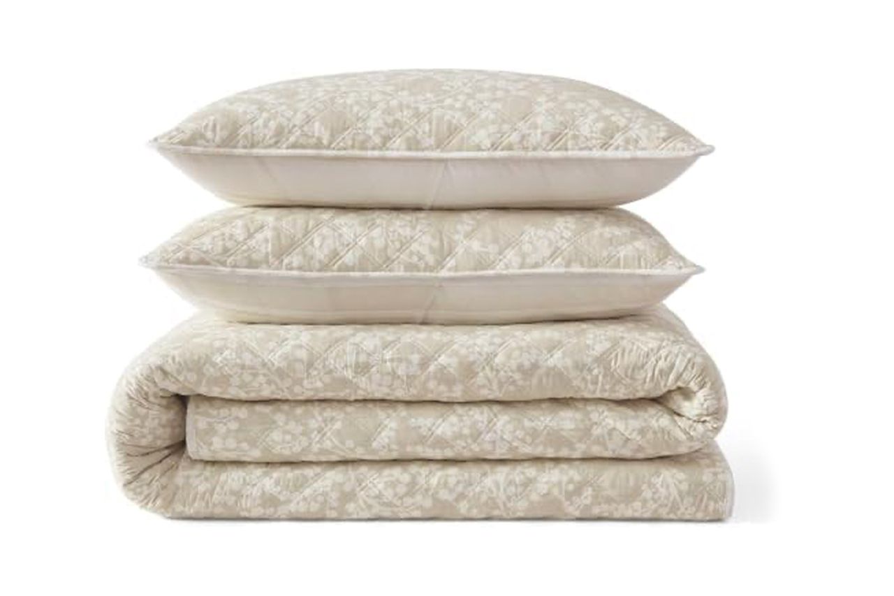 Martha Stewart - Queen Quilt Set Credit: Amazon