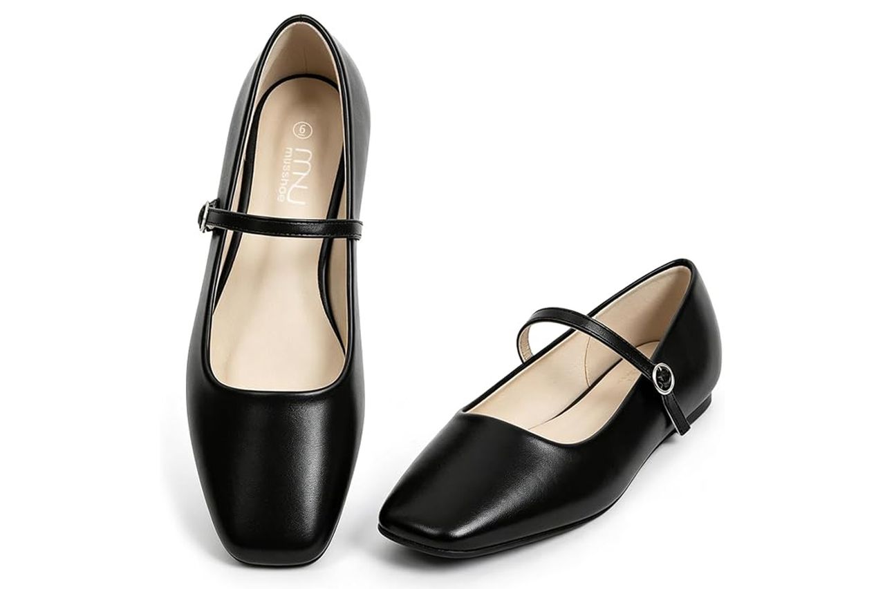 MUSSHOE Square Toe Mary Jane Flats Credit: Amazon