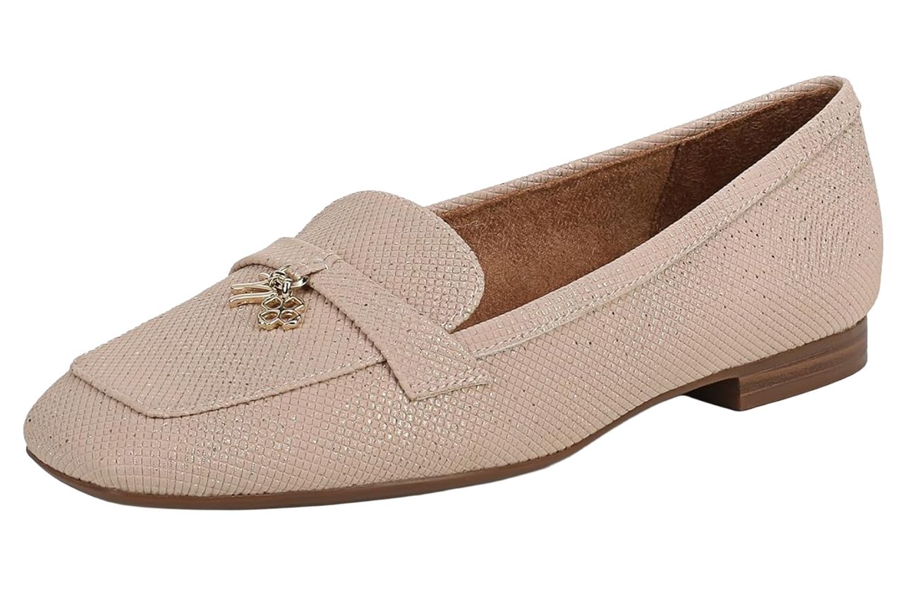 Naturalizer Women's Brody Credit: Amazon