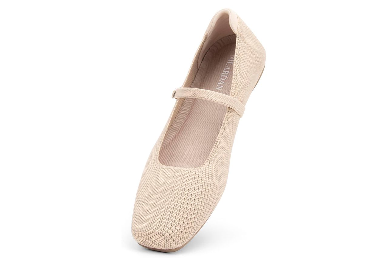 NIEARDAN Ballet Flats Credit: Amazon