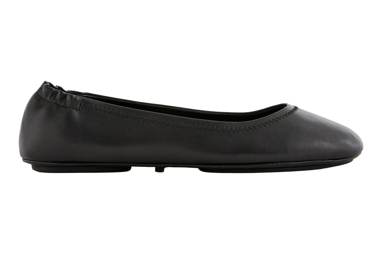Quince Italian Leather On-The-Go Ballet Flat Credit: Quince