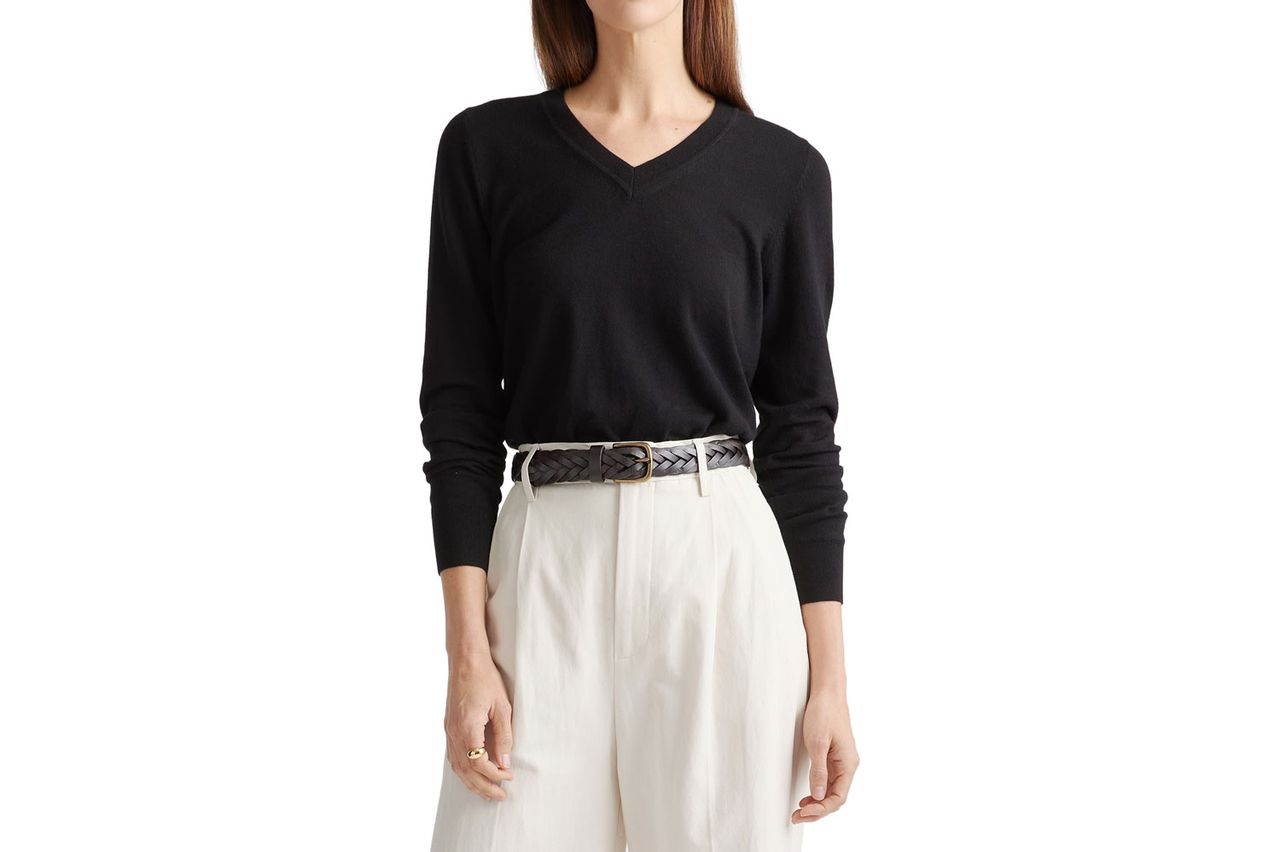 Quince Lightweight Cotton Cashmere V-Neck Sweater Credit: Quince