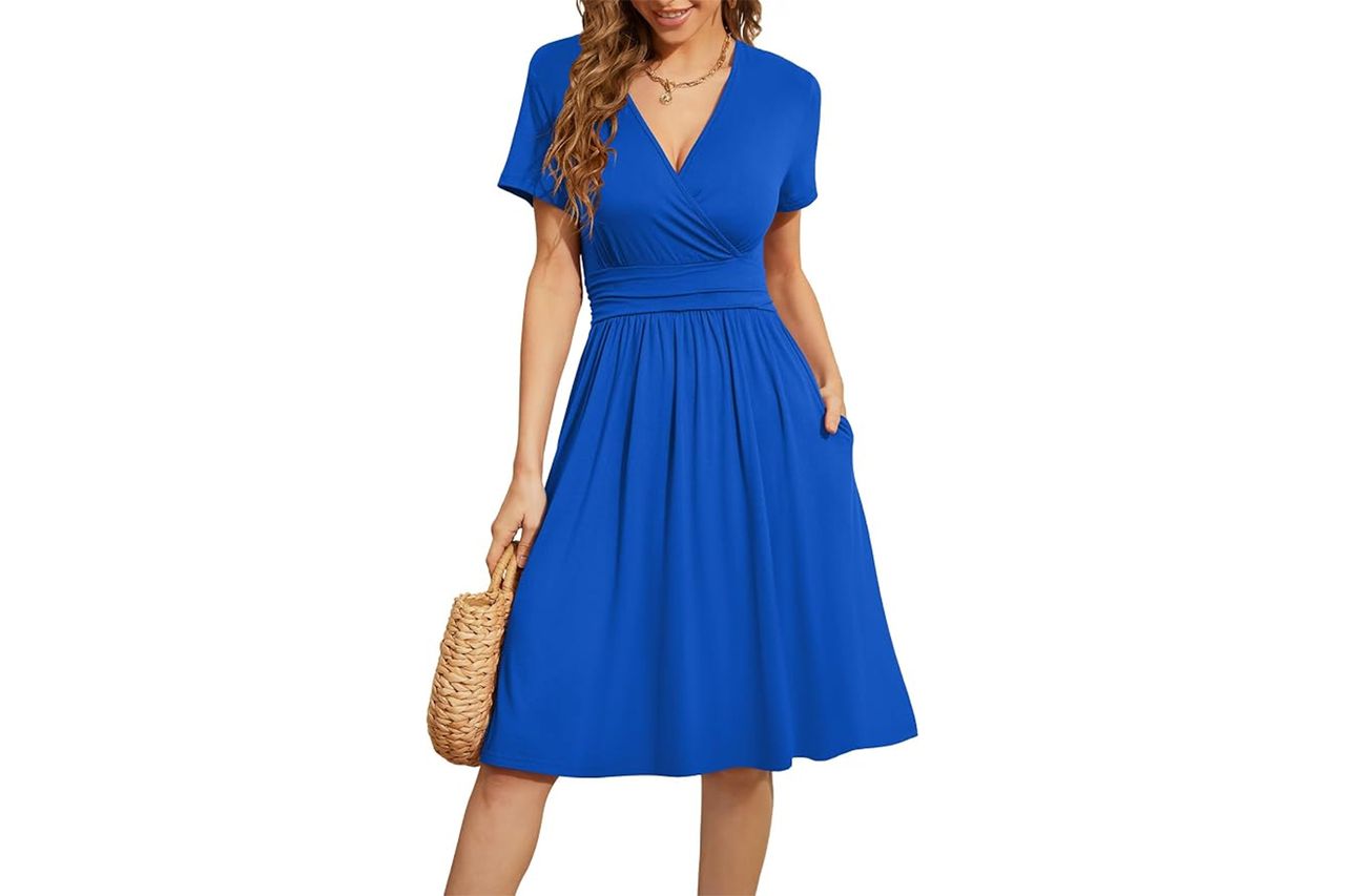 WEACZZY Women's Summer Short Sleeve Casual Dresses Credit: Amazon