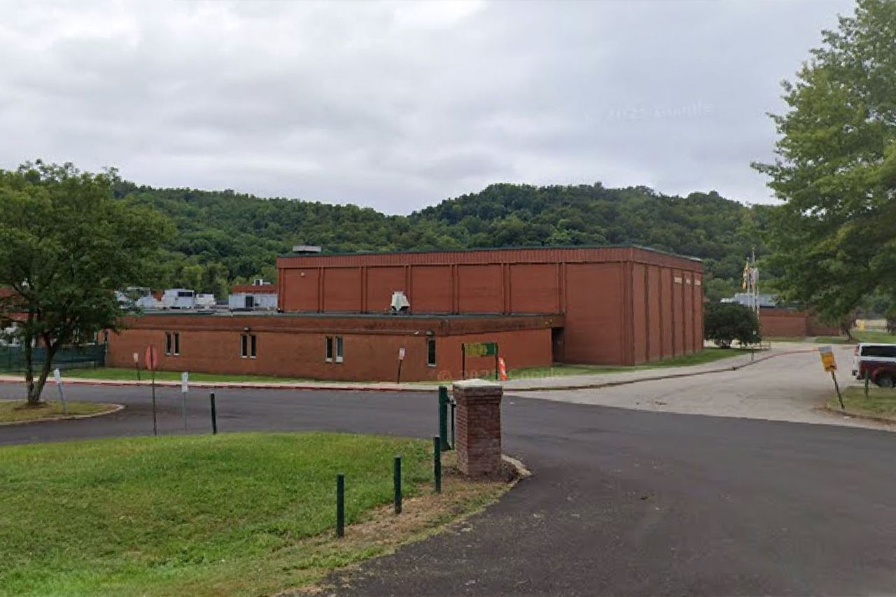Brooke High School in Wellsburg, W.Va.Credit: google maps