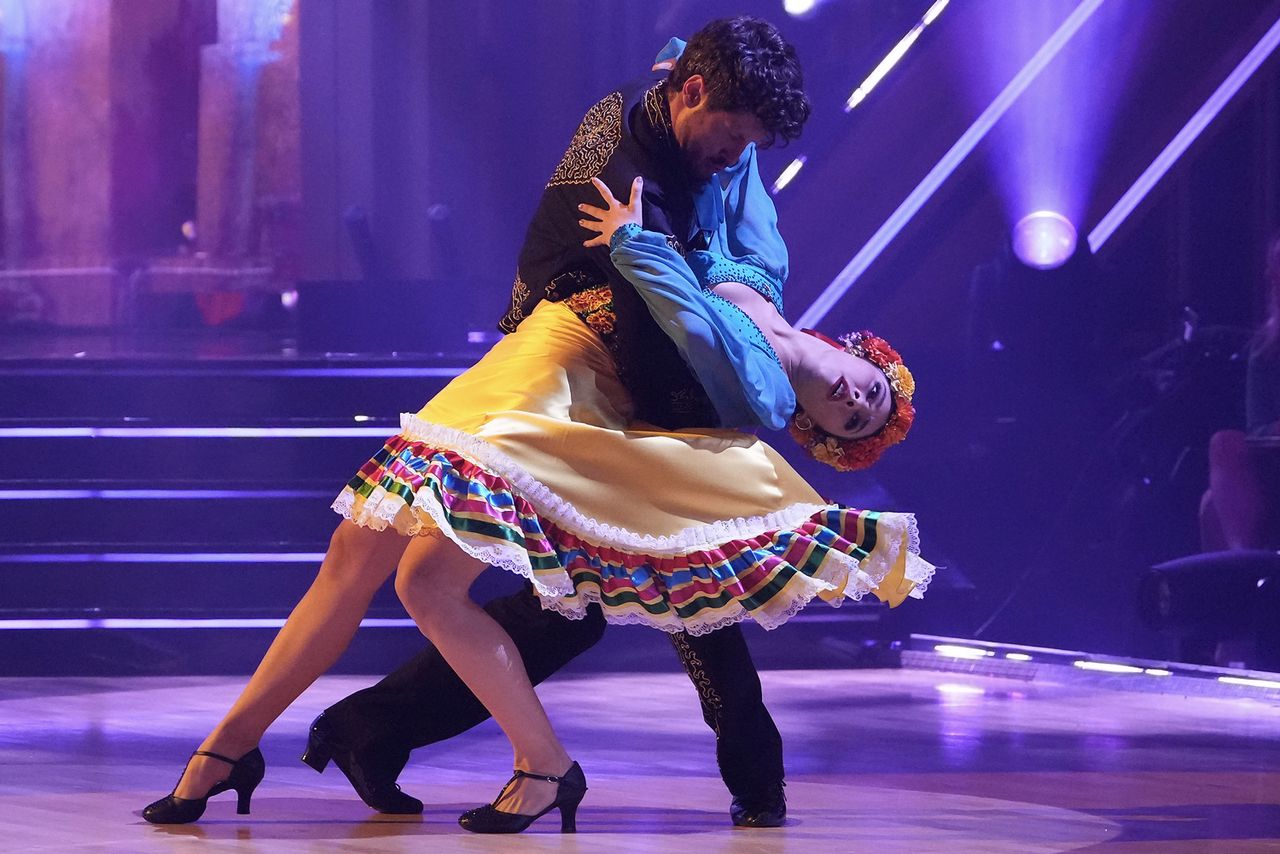 Val Chmerkovsky and Xochitl Gomez on 'Dancing with the Stars' season 32 Val Chmerkovsky and Xochitl Gomez on ‘Dancing with the Stars’ season 32Credit: Eric McCandless/Disney via Getty