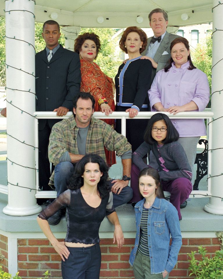 GILMORE GIRLS Season 1 Gallery 2000 Top row, from left: Yanic Truesdale, Liz Torres, Kelly Bishop, Edward Herrmann, Melissa McCarthy. Middle row, from left: Scott Patterson, Keiko Agena. Bottom row, from left: Lauren Graham, Alexis Bledel The cast of ‘Gilmore Girls.’ Clockwise from left: Yanic Truesdale, Liz Torres, Kelly Bishop, Edward Herrman, Melissa McCarthy, Keiko Agena, Alexis Bledel, Lauren Graham and Scott Patterson.