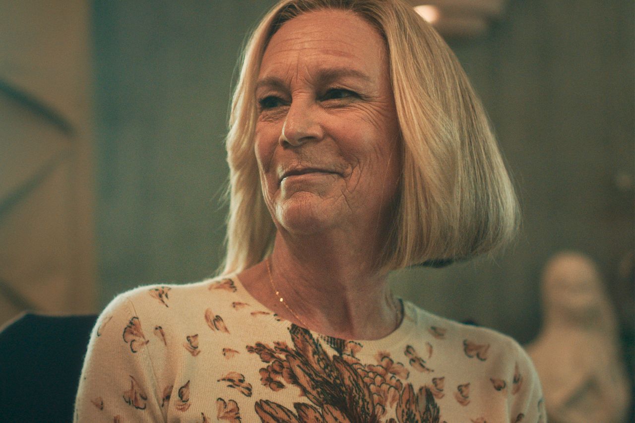 Jamie Lee Curtis in ‘The Bear’Credit: FX