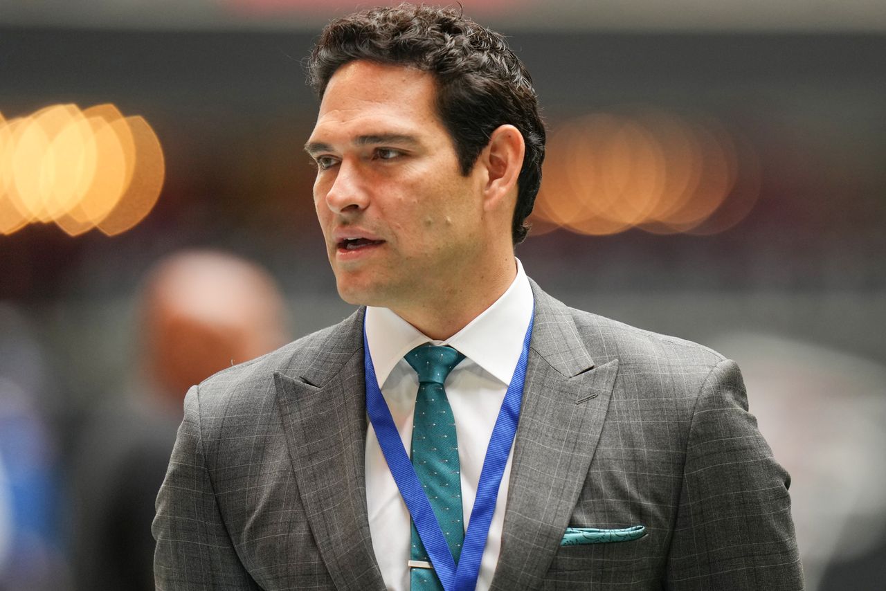 Mark Sanchez of Fox Sports looks on prior to the game against the Carolina Panthers at Mercedes-Benz Stadium on October 31, 2021 in Atlanta, Georgia.Credit: Mark Brown/Getty